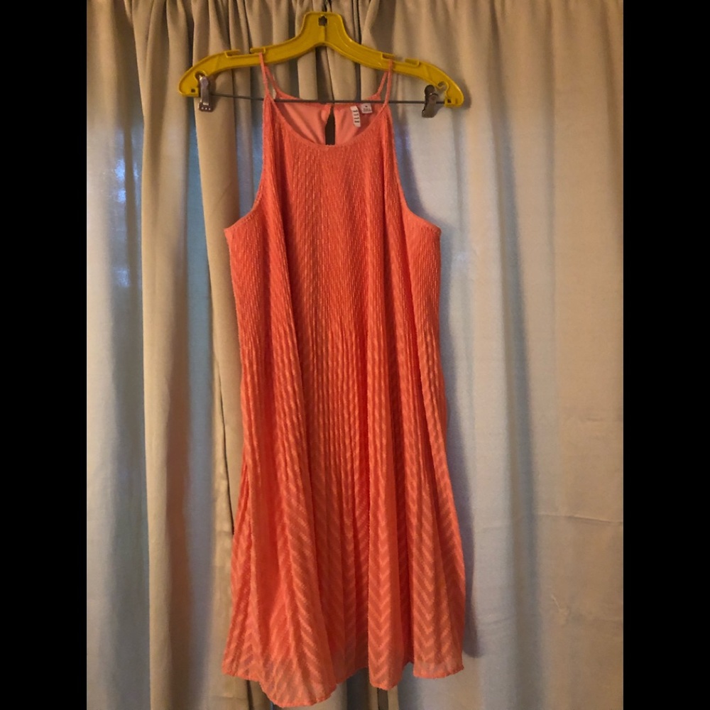 Juniors dress by ELLE, Size M